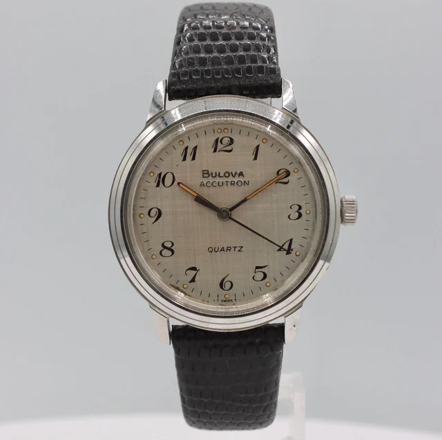 Bulova Accutron 8272024121465 kol saati