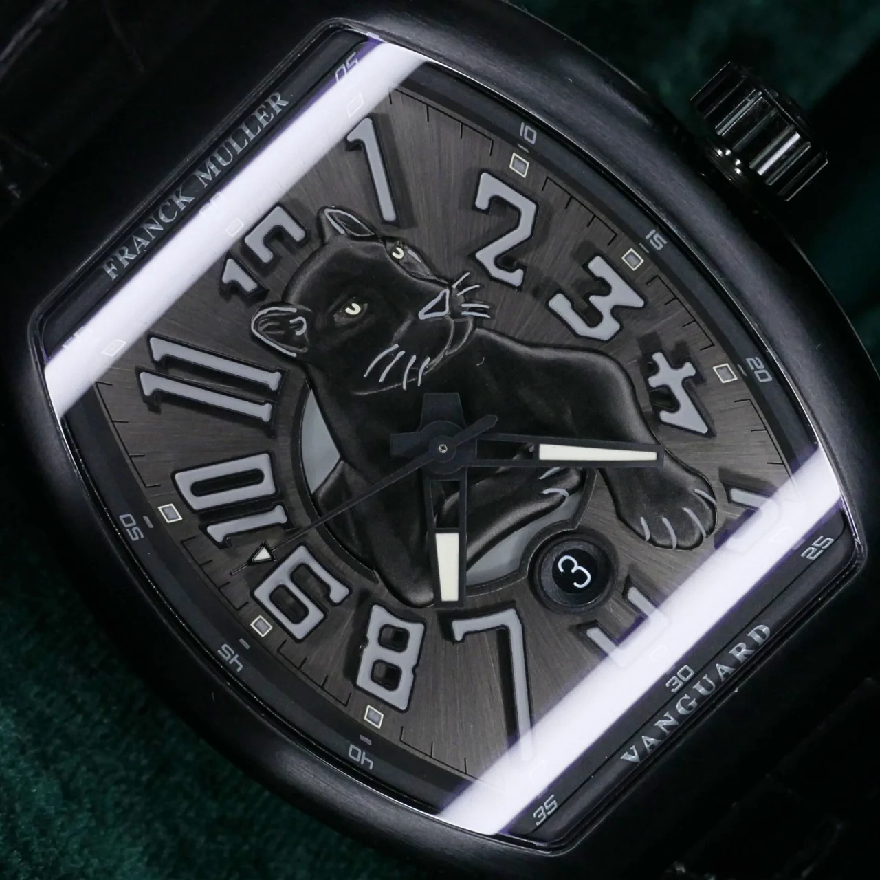 Franck Muller Vanguard Leopard Titanium LE 45mm Black Dial F 45 mm kol saati