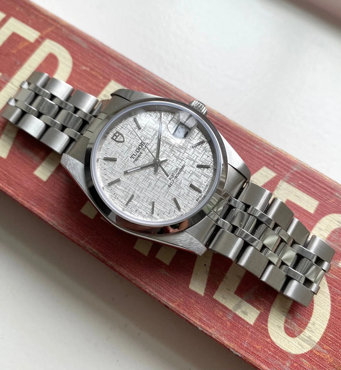 Tudor Tudor SQ7617082 34 mm kol saati