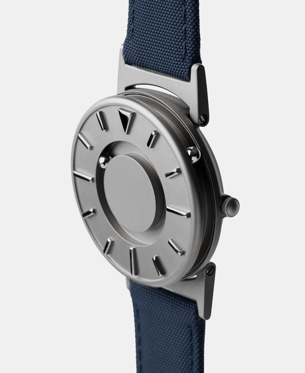 Eone Br-c-blue 40 mm kol saati