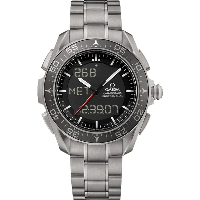 OMEGA Speedmaster 318.90.45.79.01.001 kol saati