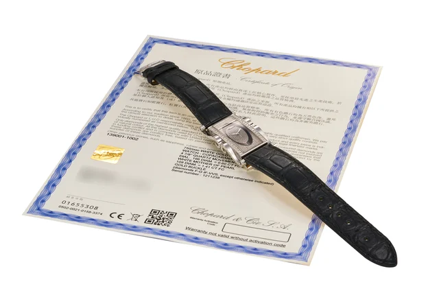 Chopard Ref. 13-9001-20-WDLL, pavé-set diamond dial, diamond-set bezels and lugs; “Copacab