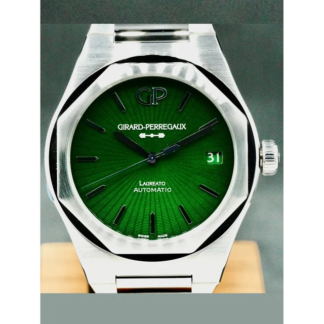 Girard-Perregaux Girard Perragaux 81010-11-433-11A Laureato Eternity Edition Green Dial 21