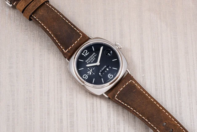 Panerai Radiomir 40990686 kol saati