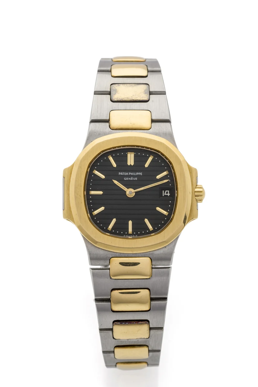 Patek Philippe PATEK PHILIPPE REF. 4700 LADY'S NAUTILUS kol saati