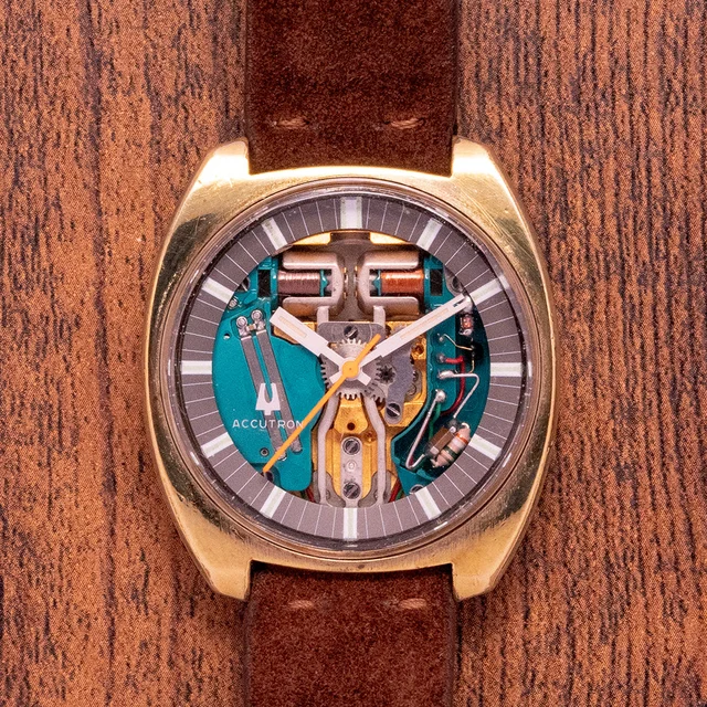 Bulova Accutron B85499 kol saati