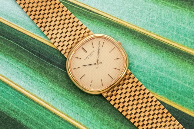 Patek Philippe Golden Ellipse 40930210 kol saati
