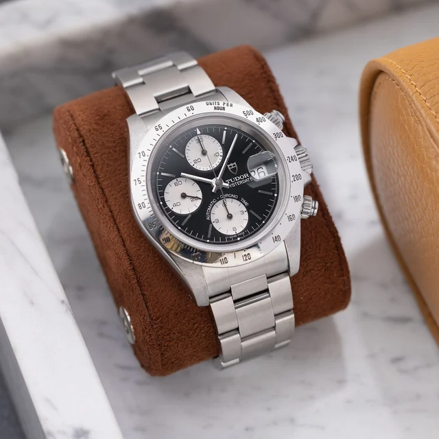 Tudor Tudor W-2067 kol saati
