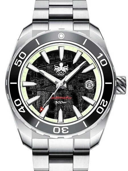 Phoibos Proteus 300-Meter Automatic Dive Watch with Meteorite Dial, AR Double Dome Sapphir