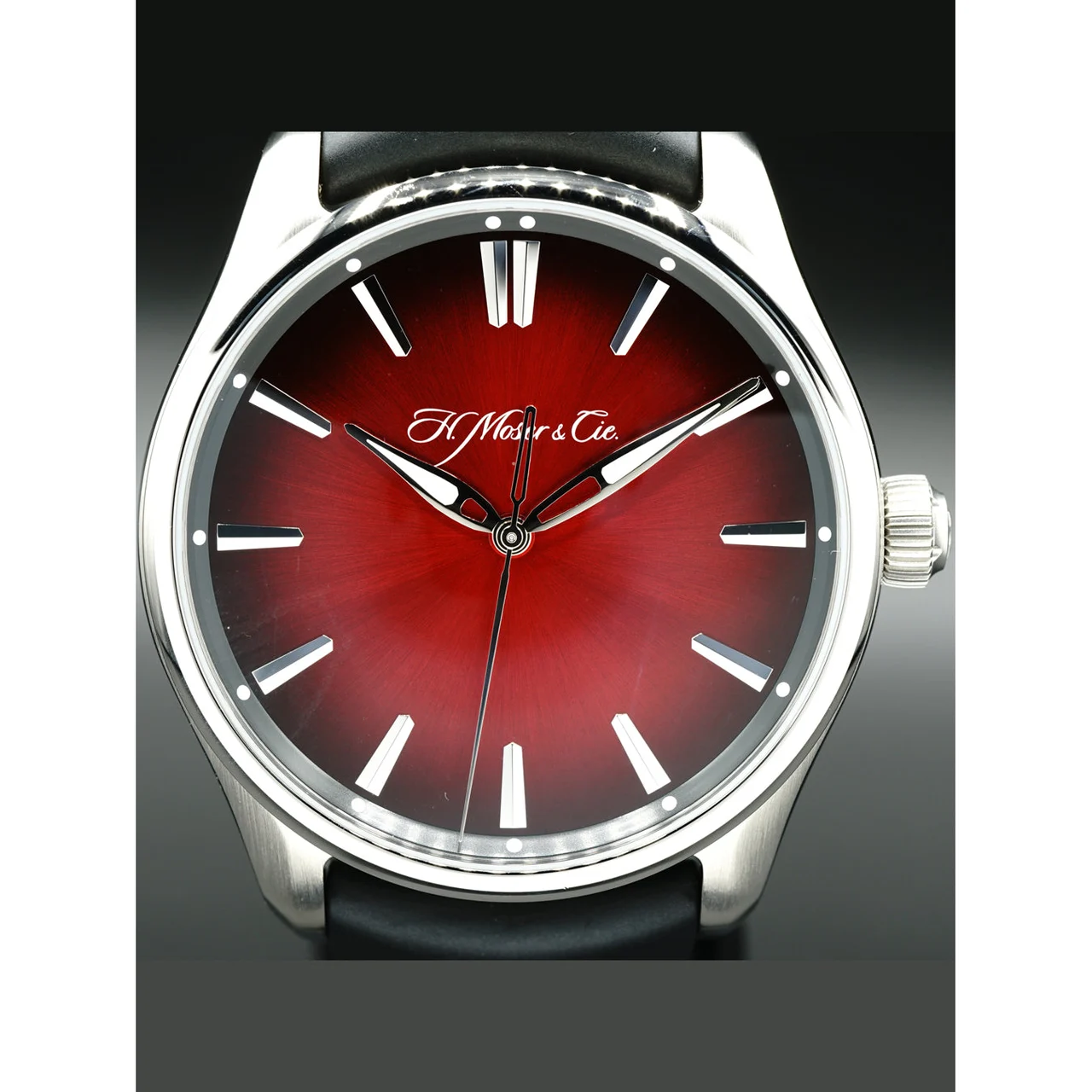 H. Moser & Cie. - Moser & Cie. Centre Seconds Swiss Mad Red 3200-1207 210000020567 kol saati
