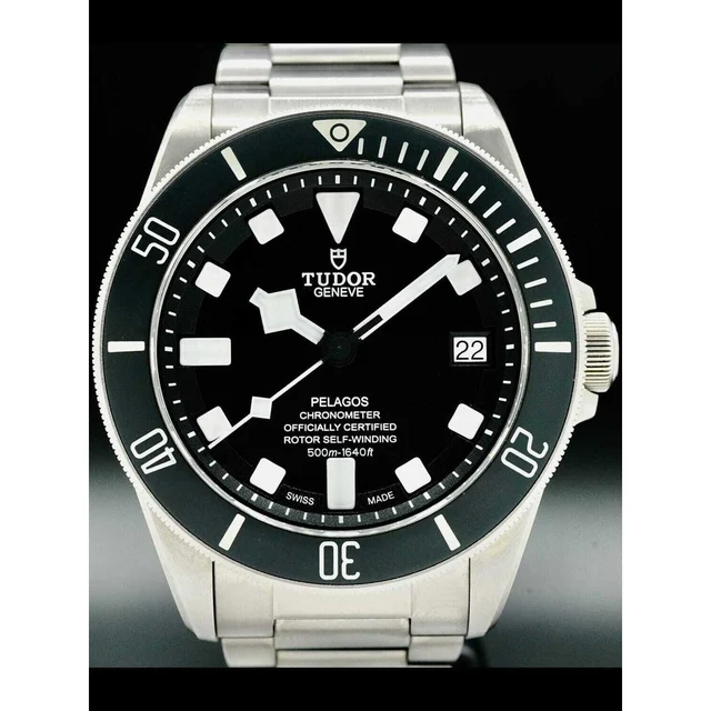 Tudor Black Pelagos 210000047956 kol saati