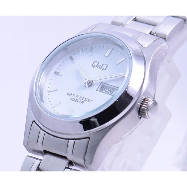 Citizen Citizen W473-201 kol saati