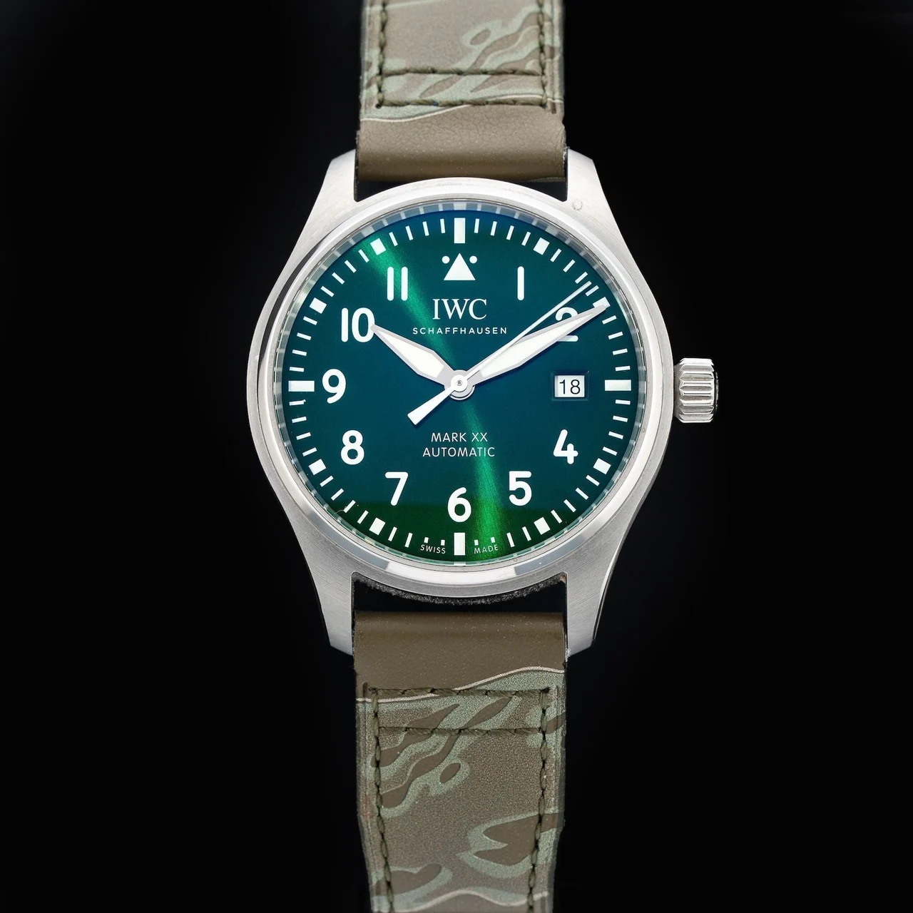 IWC Mark XX Green 210009N32916 kol saati