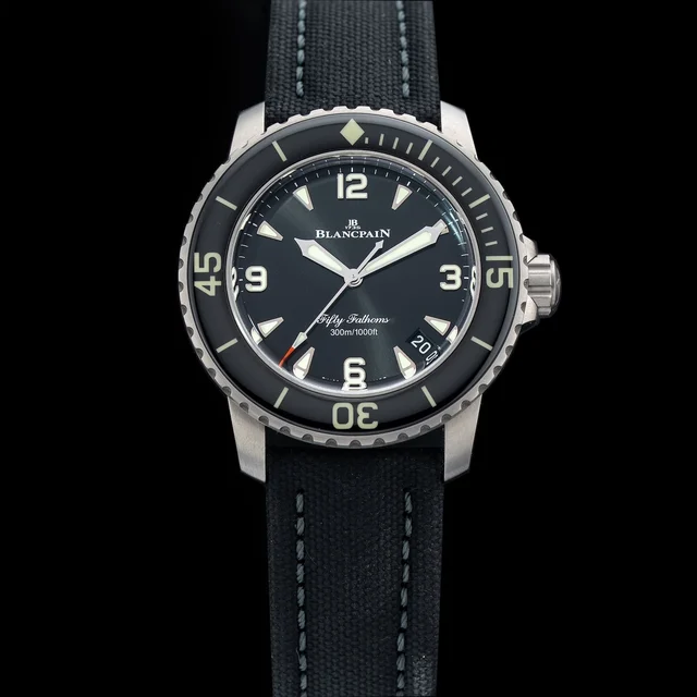 Blancpain Fifty Fathoms Automatic 42mm Black Dial POC210009N32909 kol saati