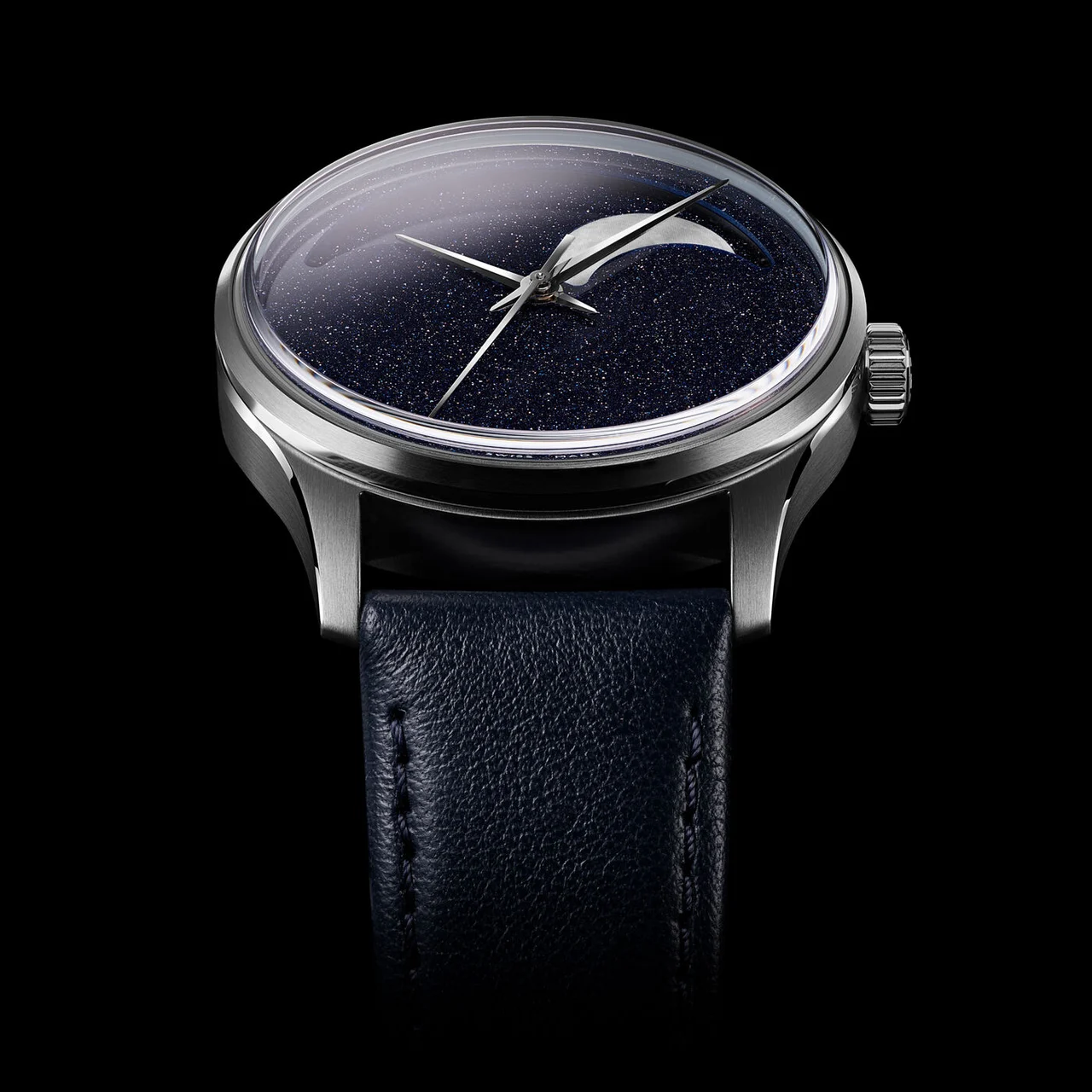 Christopher Ward Moonphase 37 C01-37AMP2-S00B0-MB 37 mm kol saati