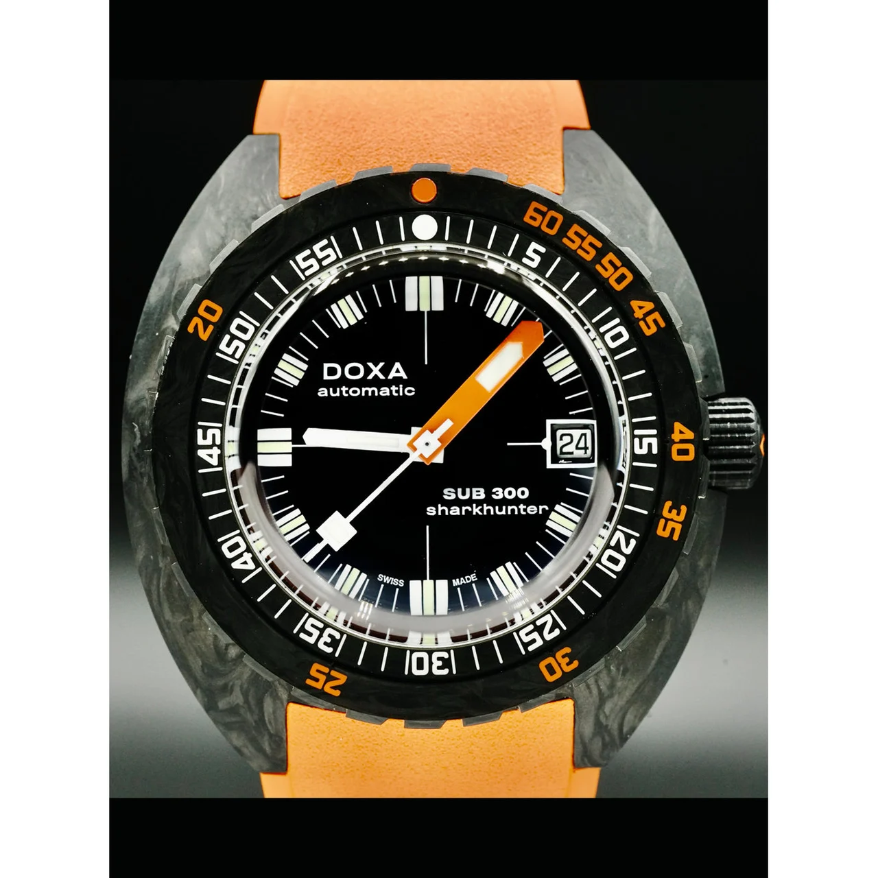 Doxa Sub 300 Sharkhunter 822.70.101.20 210000035908 42 mm kol saati