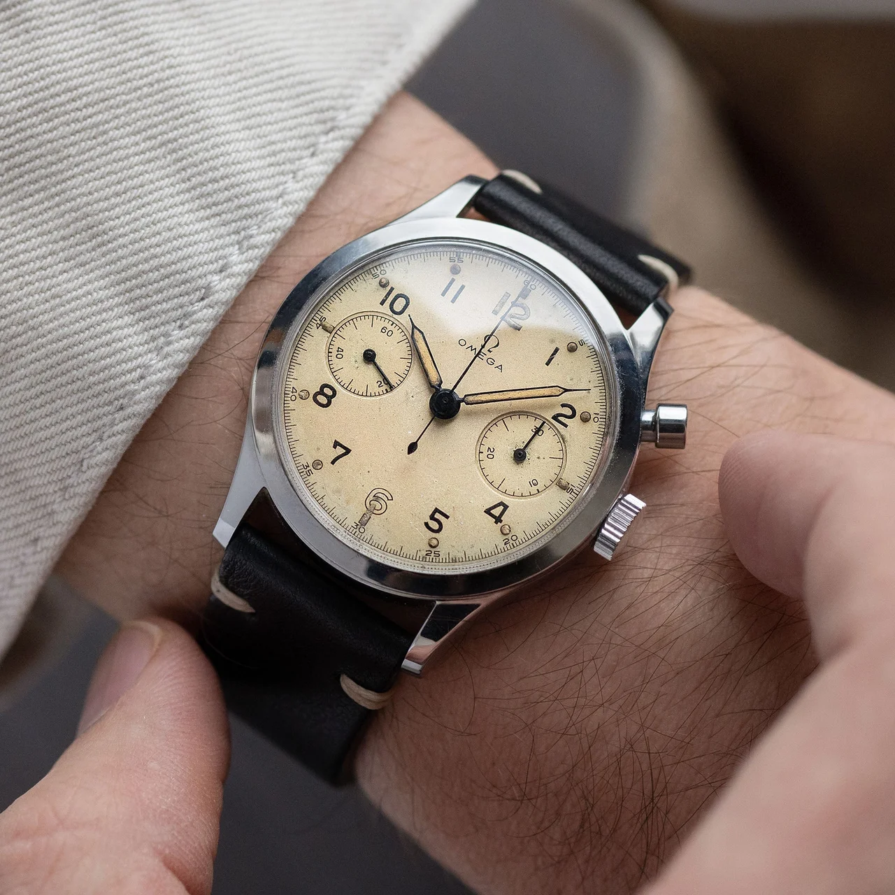 OMEGA Omega W-2200 38 mm kol saati