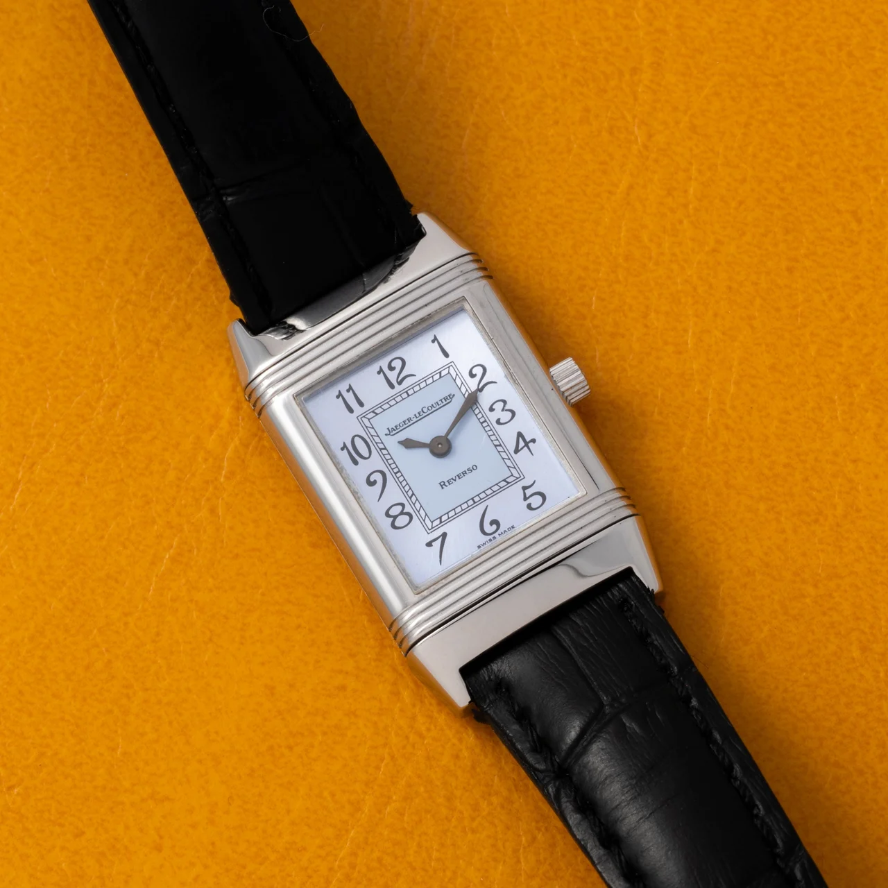 Jaeger-Lecoultre Reverso 40980093 38 mm kol saati