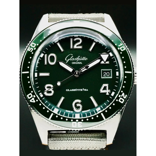Glashutte Original Glashütte Original 1-39-11-13-83-34 SeaQ Auto SS Green 210000050116 kol