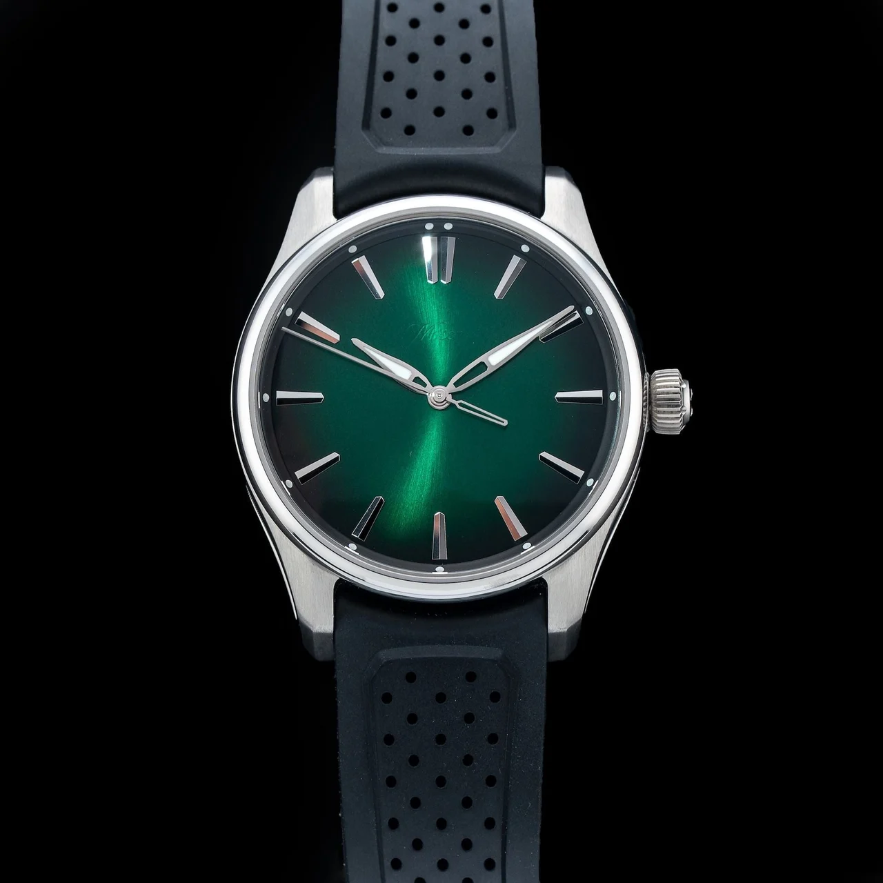 H. Moser & Cie. - Moser & Cie. Pioneer Centre Seconds Cosmic Green 3201-1201 210009N36405 42 mm kol saati