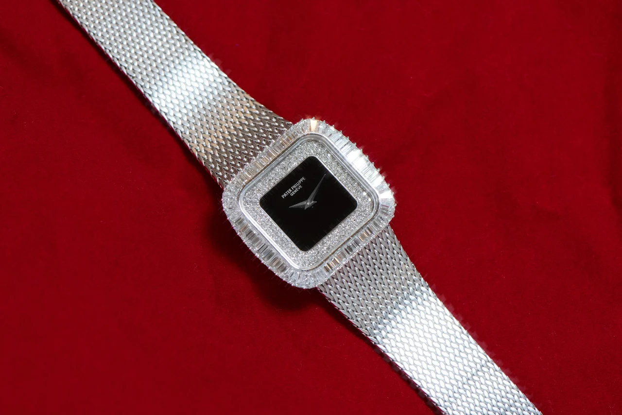 Patek Philippe Patek Philippe 40930264 32 mm kol saati