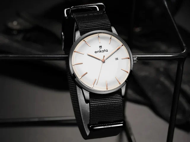 Enkatawatches Orcus White kol saati
