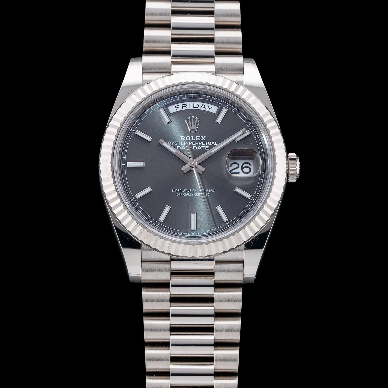 Rolex Day-Date 40 M228239-0060 210009N41767 40 mm kol saati