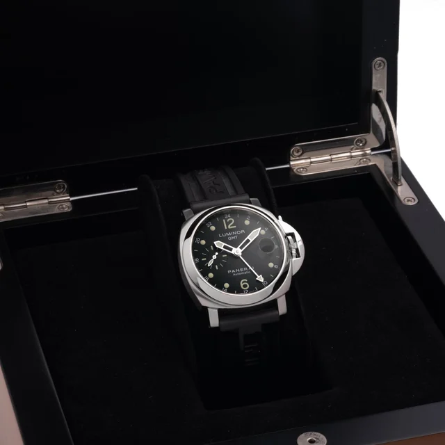 Panerai Switzerland OP 6594 kol saati