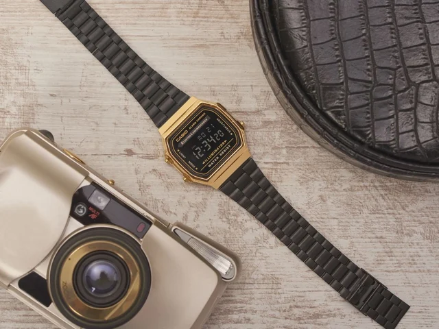 Casio Retro A168WEGB-1BDF kol saati