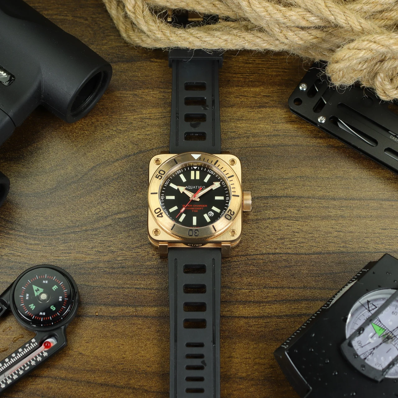 AQUATICO Super Bronze Tritium Black Dial 43 mm kol saati