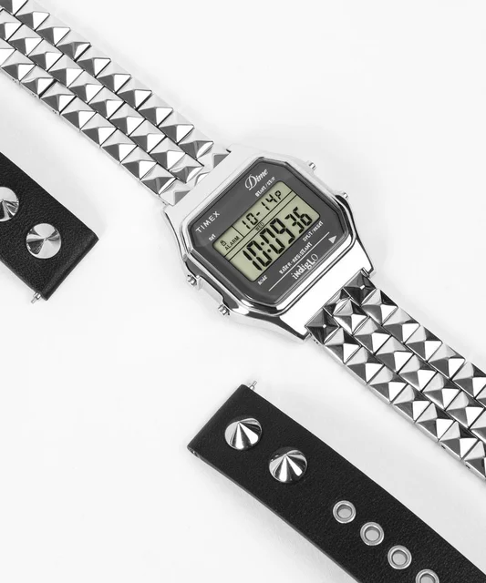 Timex Dime x - Presented by END. 34mm Stainless Steel Bracelet Watch Gift Set TWG068300 ko