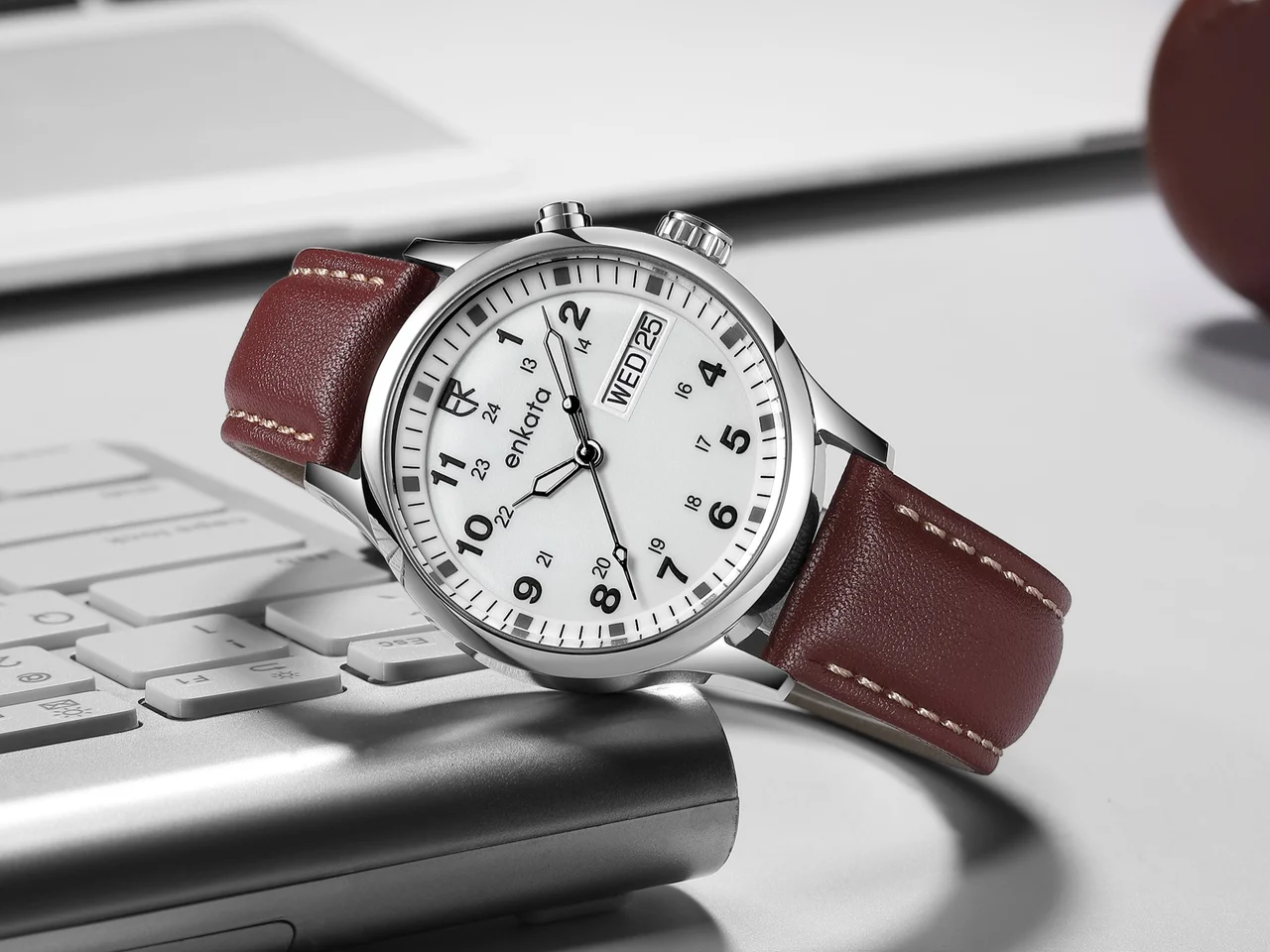 Enkatawatches Atlas – Dark Umber L 40 mm kol saati