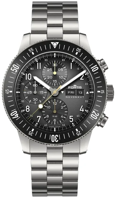Fortis Novonaut FS030 kol saati