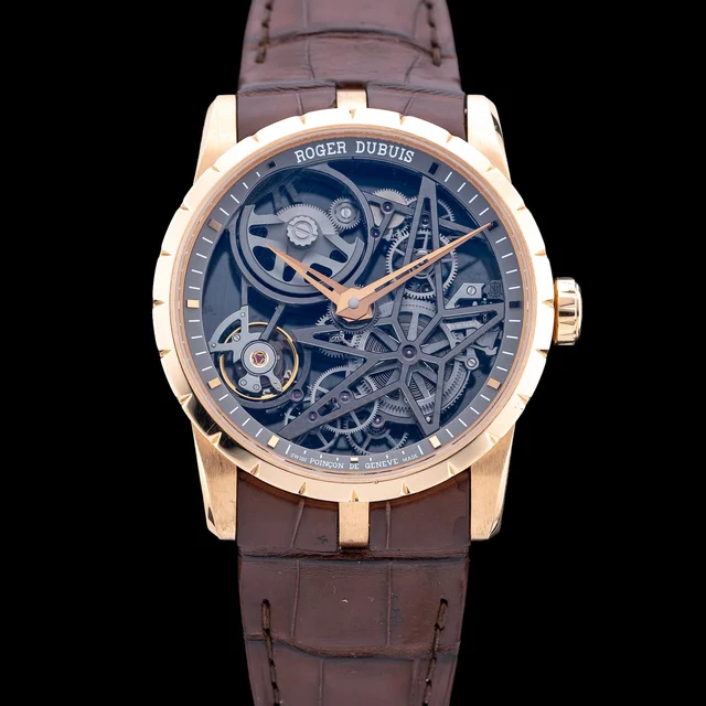 Roger Dubuis Excalibur Pink Gold 210009N43346 kol saati
